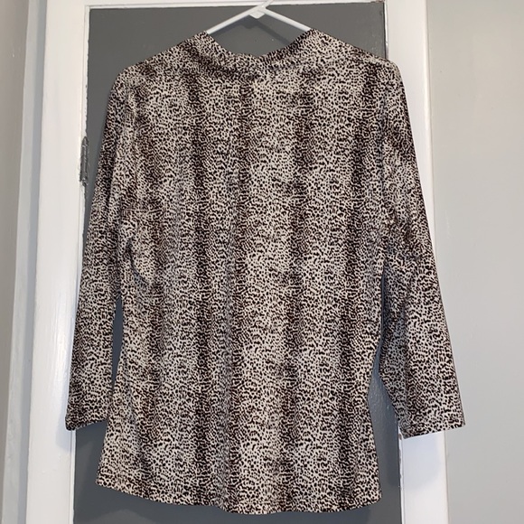 Liz Claiborne Leopard/Animal Print Blouse 3/4 Sleeve Size XL - Picture 2 of 3